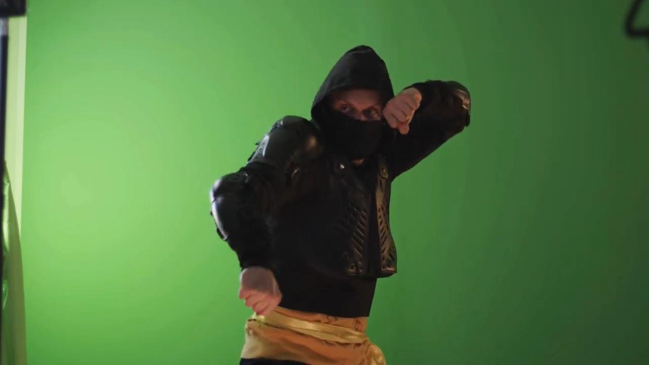 How to create Mortal Kombat's Scorpion fireball effects - shooting the footage in front of a green screen