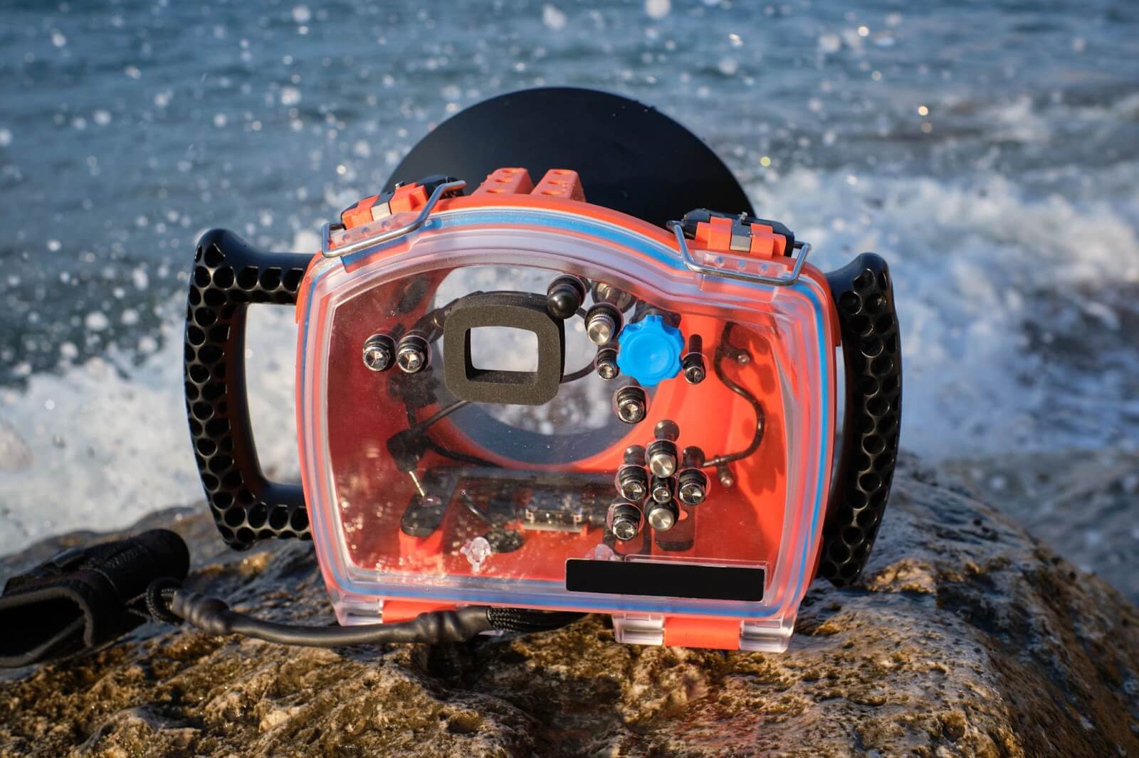 underwater film camera